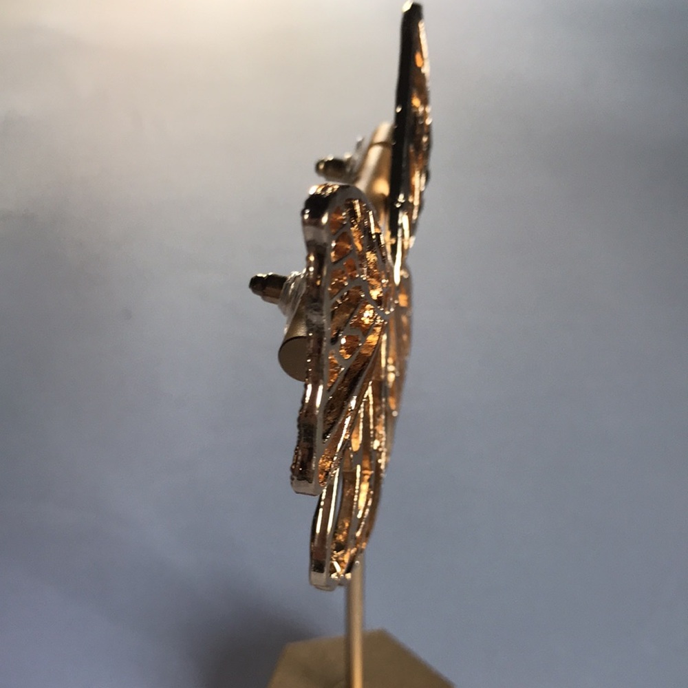 New! Gold Butterfly Earrings - Picture 6 of 13